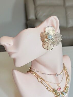 Gold Floral Pearl Statement Earring
